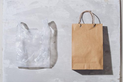 Latest company news about Emballage de papier contre le conditionnement en plastique : Avantages de l'emballage de papier