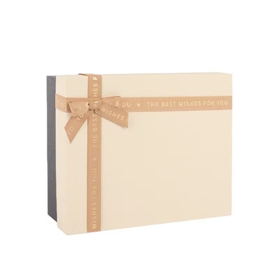 Boxycharm Abonnement OEM Boîte de parfum en carton personnalisée Boîte cadeau en carton avec ruban
