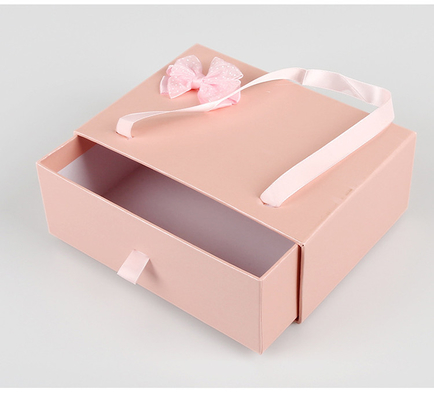 Poignée faite sur commande de ruban de Logo Drawer Gift Box With de boîte d'emballage d'habillement