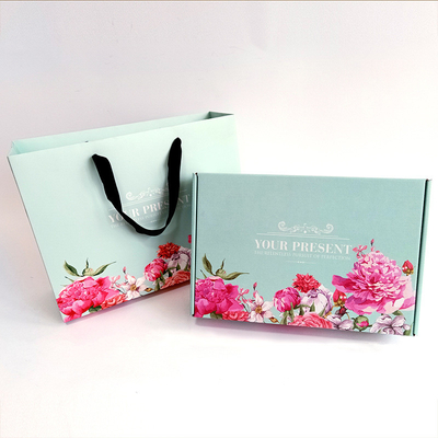 Annonces faites sur commande de papier ondulées de carton pour l'emballage de chaussures de vêtements