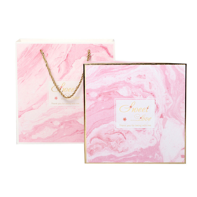 Copie faite sur commande rose de carton d'expédition de carton de conception d'OEM avec le couvercle/boîte basse