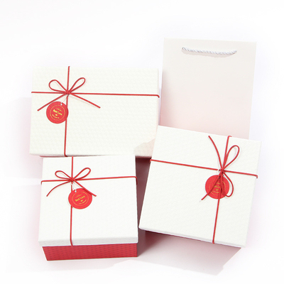 Conception unique colorée personnalisée par carton de boîte de bijoux