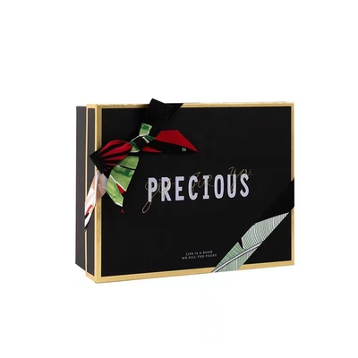 Logo adapté aux besoins du client par boîte de papier de luxe d'emballage de cadeau de carton d'anniversaire