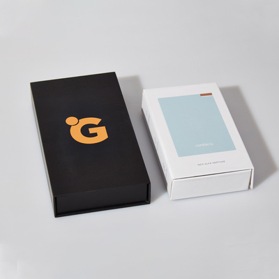 Logo personnalisé Boîte d'emballage en carton en papier noir et blanc Boîte d'emballage en étui pour téléphone portable