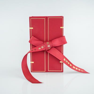 Boîtes cadeaux personnalisées Boîtes en papier Boîtes à collier ouvertes à deux portes Boîtes à bijoux avec ruban