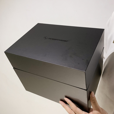 Logo personnalisé Grande boîte premium Boîte d'emballage à manches en papier Boîte cadeau en carton rigide avec couvercle pour emballage